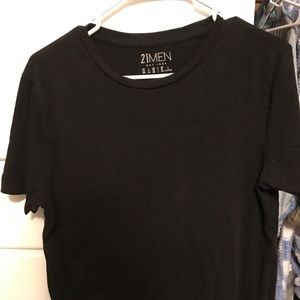 Men’s basic black colored shirt